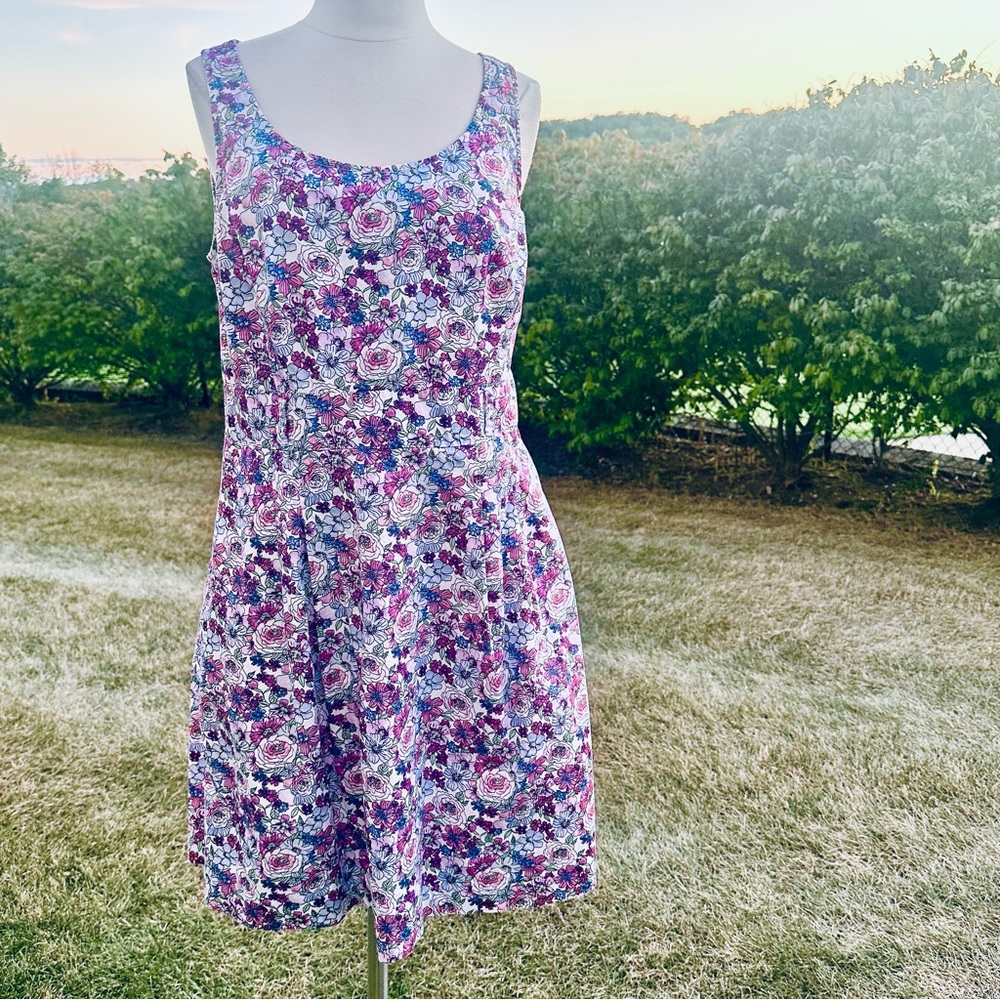 Tommy Hilfiger Women's Size 10 Floral A-Line Sleeveless Spring Sundress - Picture 4 of 15